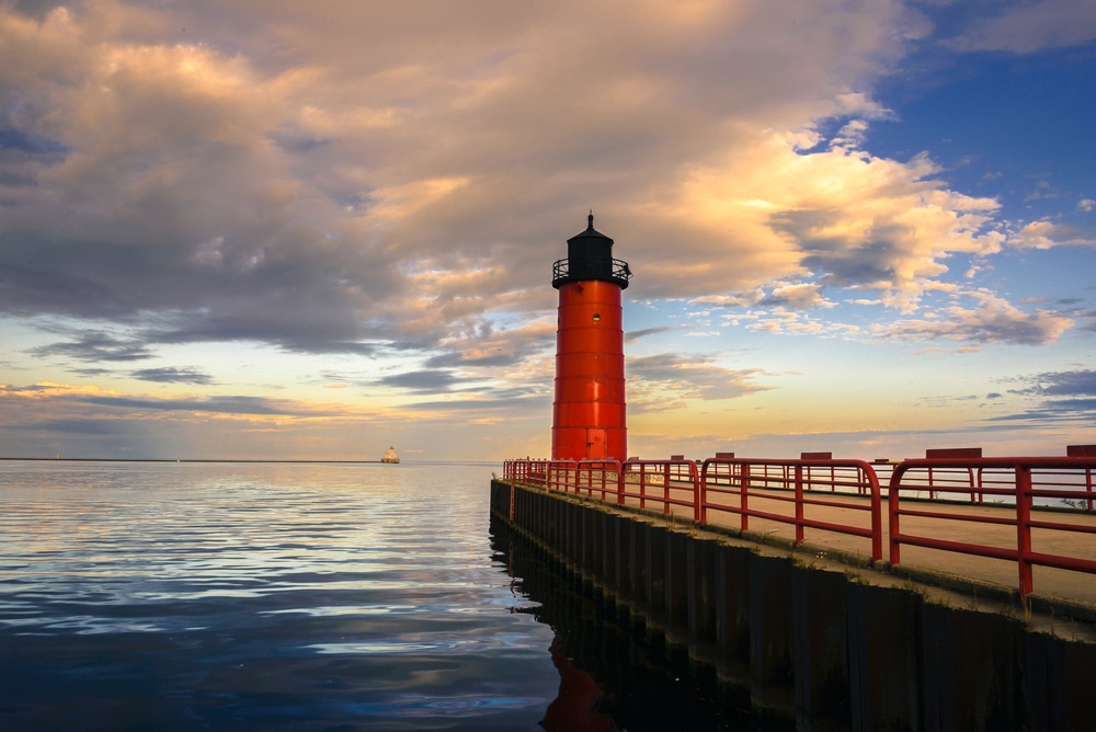 Ride the Muskegon Ferry to Our Bed and Breakfast 5 Lighthouse that you'll see near Milwaukee as you ride the Muskegon ferry